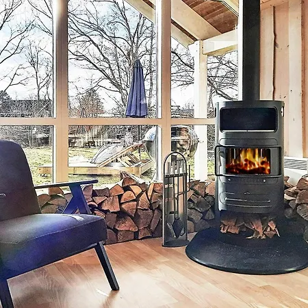 6 Person In בית נופש