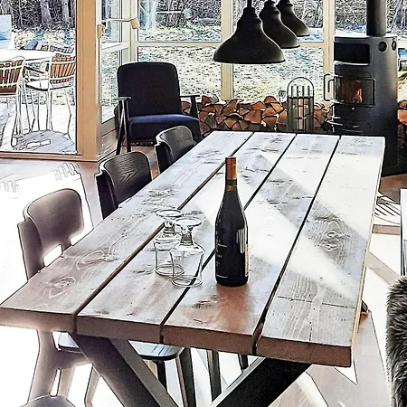 בית נופש 6 Person In