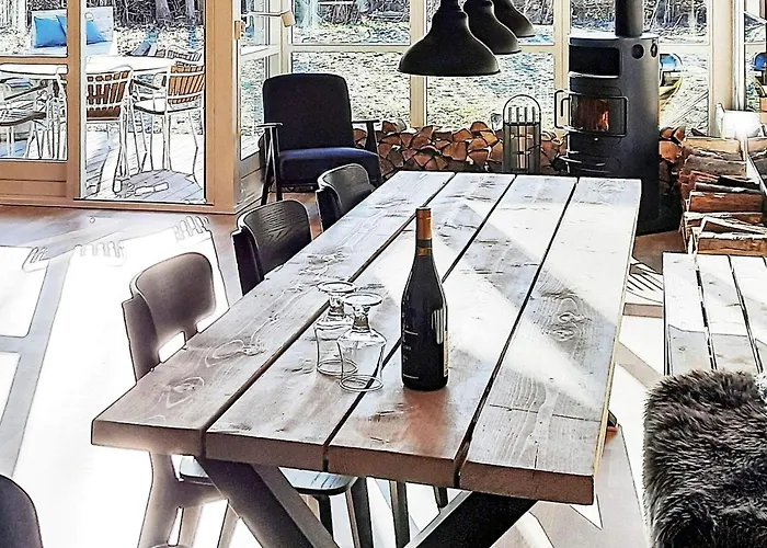 Semesterbostad 6 Person In